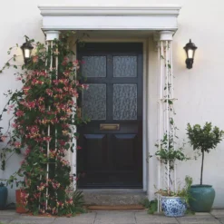 4lite Outdoor LED Outdoor Wall Lantern Black 8W 546lm -Fashion Lamps 241RR A3