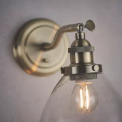 Quay Design Karlson Adjustable Wall Light Antique Brass -Fashion Lamps 322VG A3