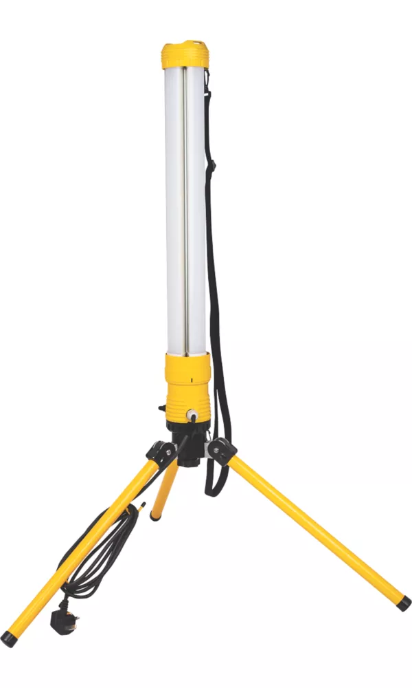 Luceco LED Open-Area Work Light 40W 3600lm 230V 2 Luceco LED Open-Area Work Light 40W 3600lm 230V - Image 2