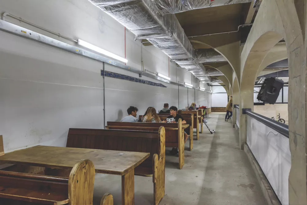 4lite Twin 5ft Non-Maintained Emergency LED Batten 60W 6353lm 2 4lite Twin 5ft Non-Maintained Emergency LED Batten 60W 6353lm - Image 2