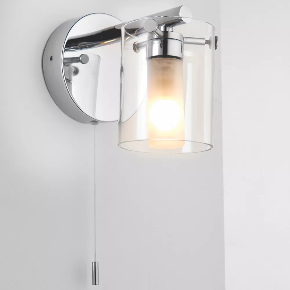 Quay Design Ava LED Bathroom Wall Light Chrome 2.5W 200lm 1 Quay Design Ava LED Bathroom Wall Light Chrome 2.5W 200lm