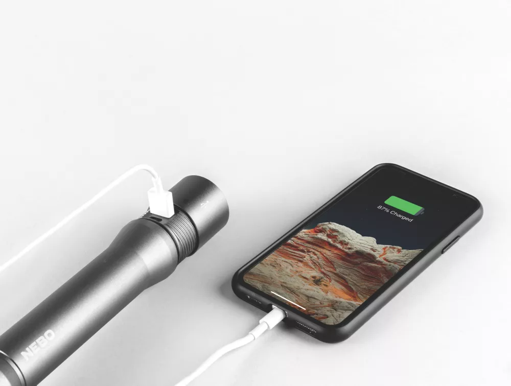 Nebo Davinci 5000 Rechargeable LED Torch With Power Bank Grey 5000lm 3 Nebo Davinci 5000 Rechargeable LED Torch With Power Bank Grey 5000lm - Image 3