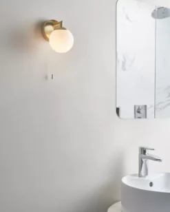 Quay Design Milo LED Bathroom Wall Light Brushed Brass 2.5W 200lm -Fashion Lamps 969VH A6